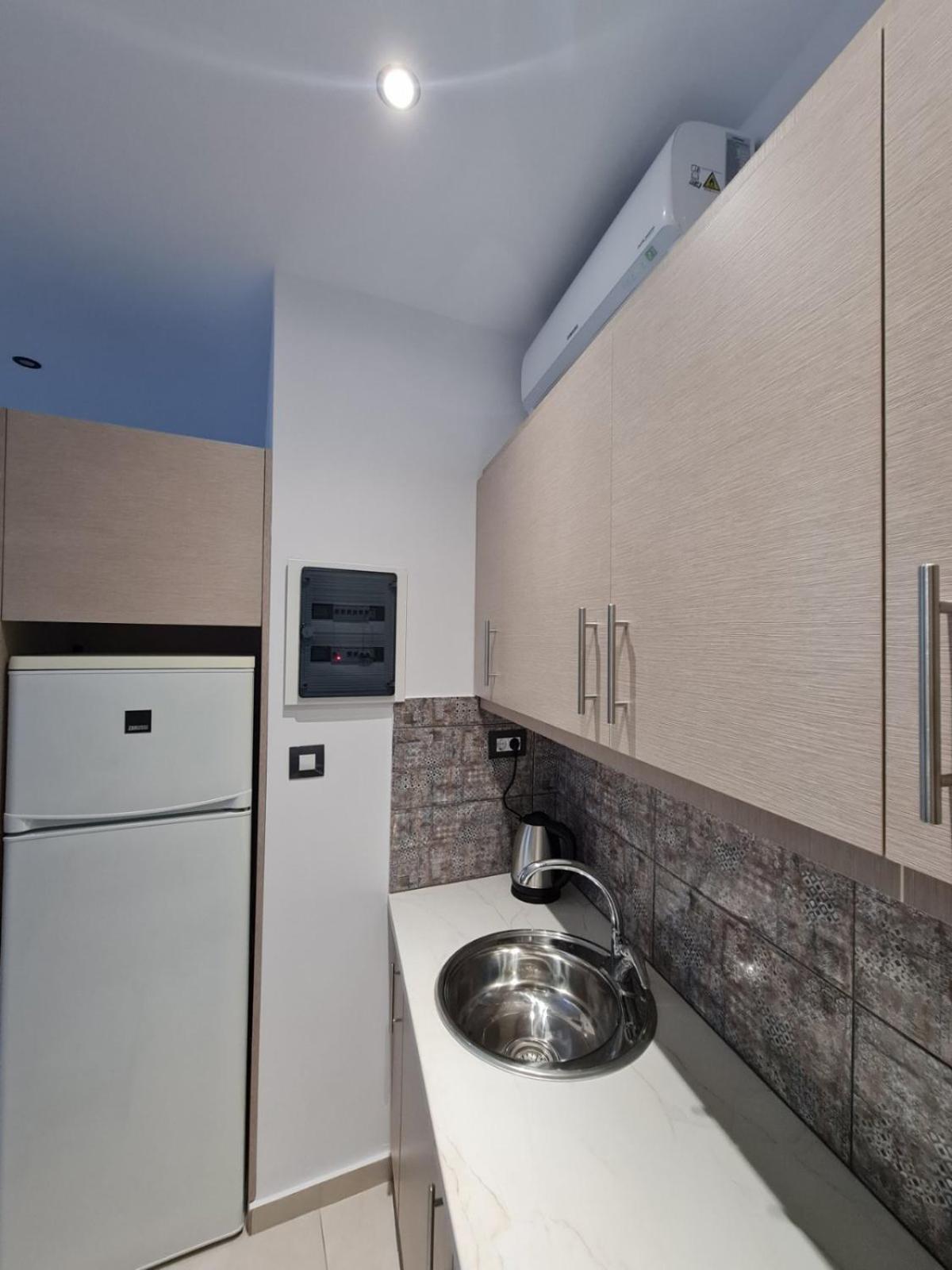 Ειδικη Προσφορα Apartment Patras Bagian luar foto